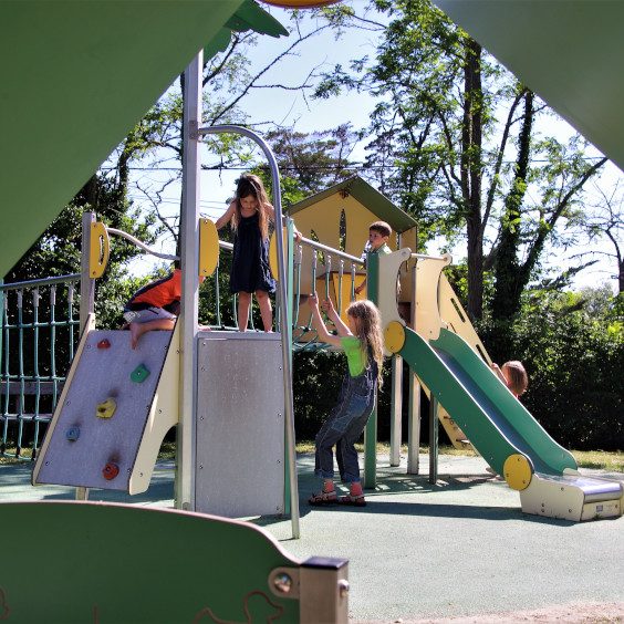 L'aire de jeux au camping de l'île d'Yeu